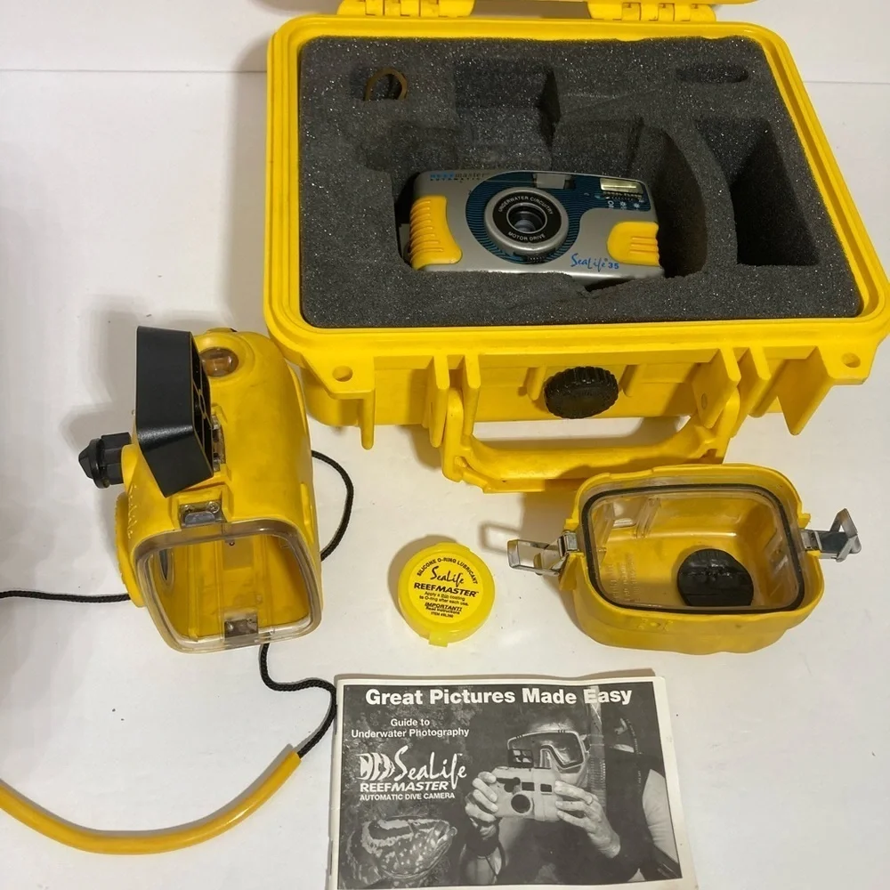 Vintage Underwater Camera - Sealife Reef Master - SL200 35 mm